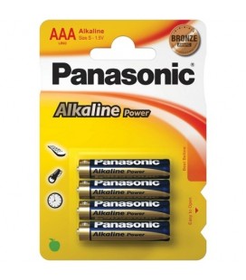 4 AAA ALKALINE PANASONIC BATTERIES