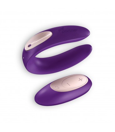 DOUBLE PLUS REMOTE COUPLES VIBRATOR WITH REMOTE AND USB CHARGER